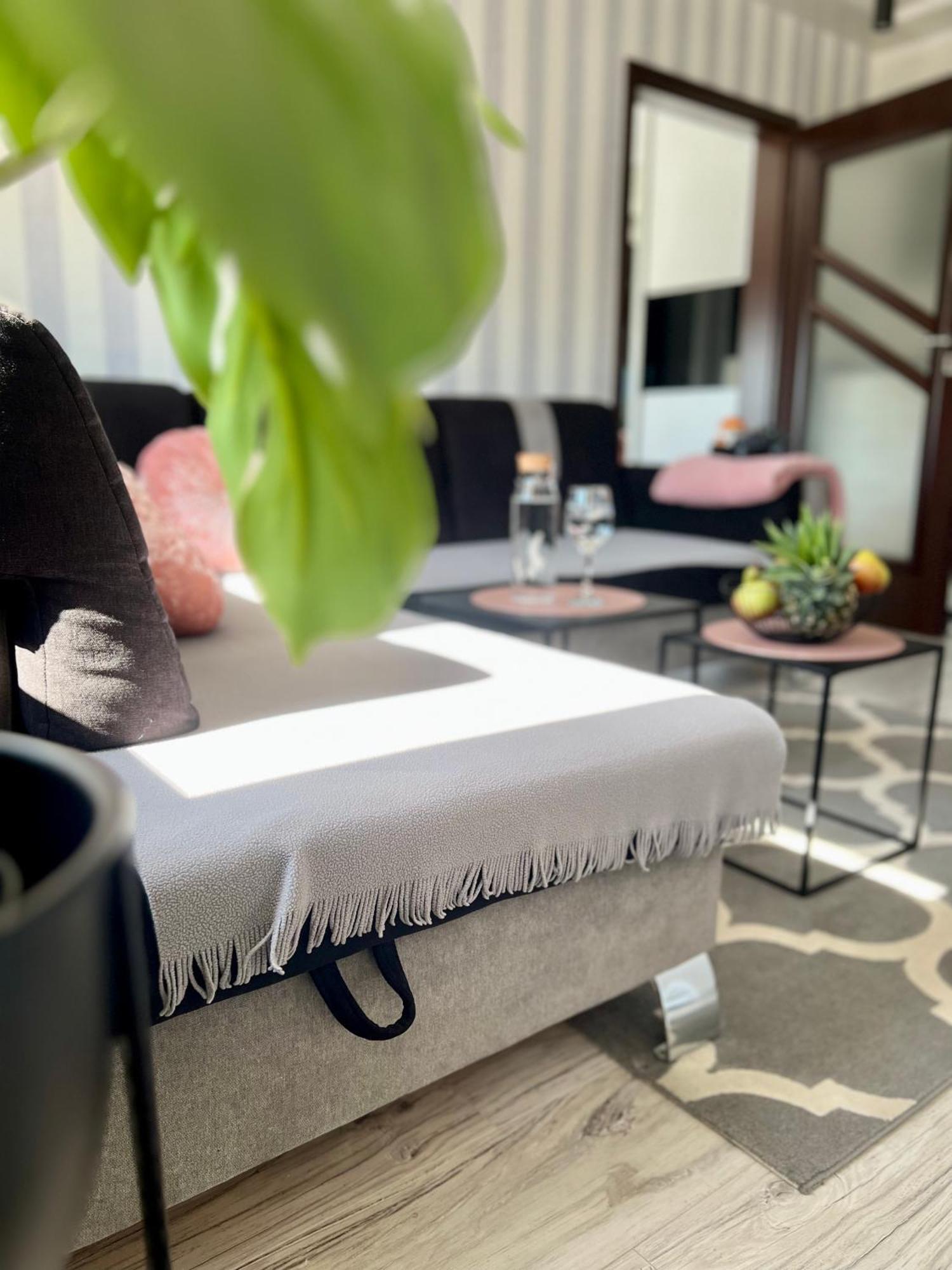 Spoldzielcza 22 Apartament Sky Line Klodzko Bagian luar foto